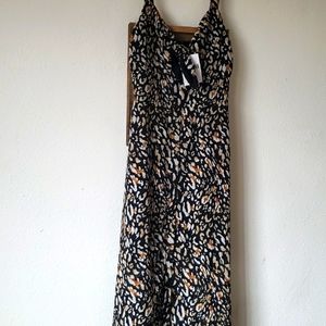 BRAND NEW: leopard dress